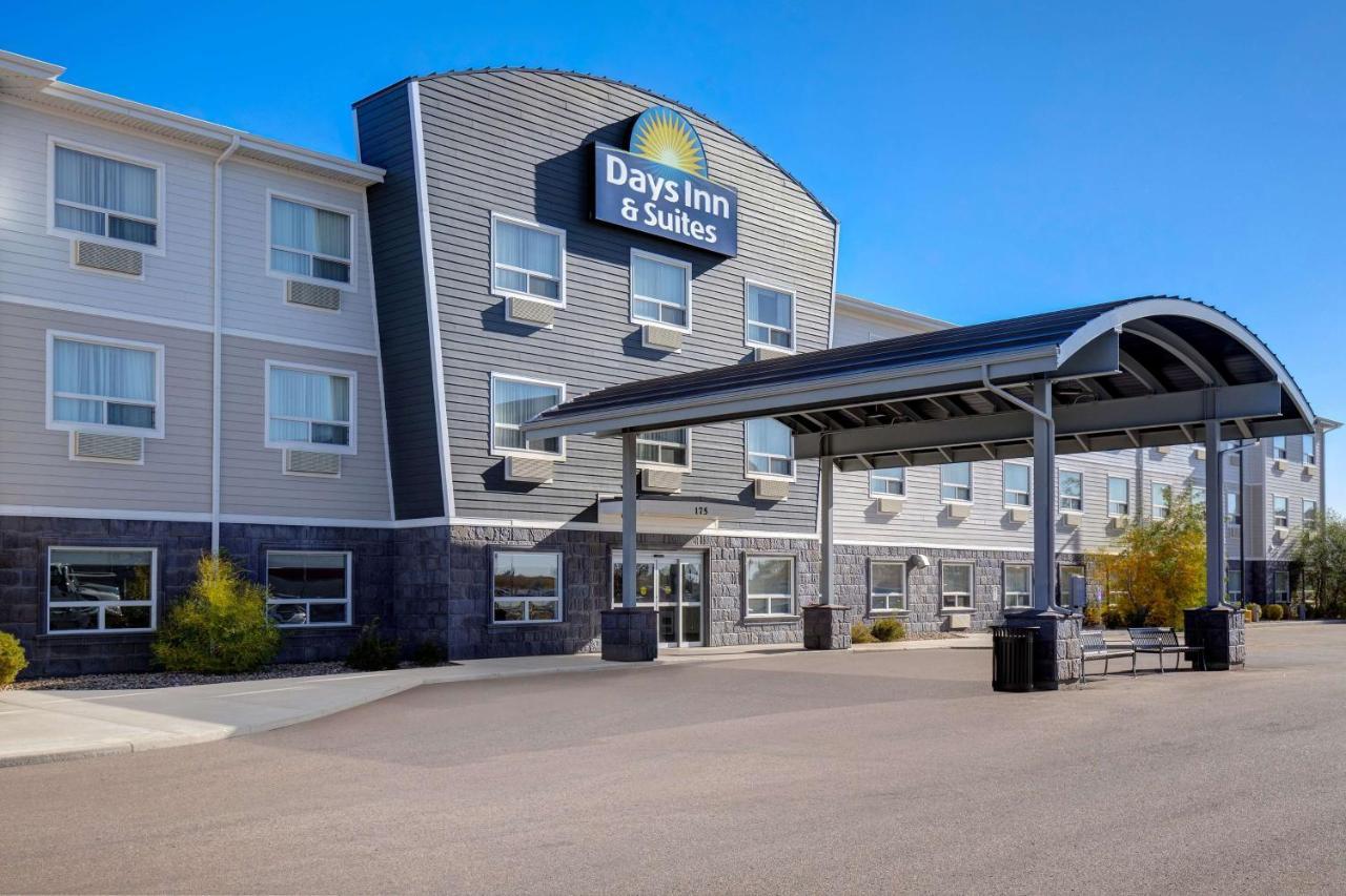 Days Inn & Suites By Wyndham Warman Kültér fotó